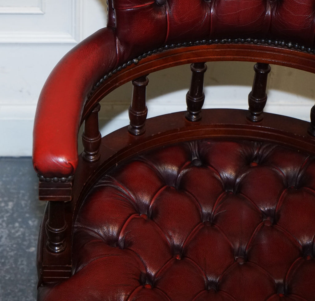FINE 1950'S BURGUNDY CHESTERFIELD LEATHER CAPTAINS SWIVEL DESK CHAIR