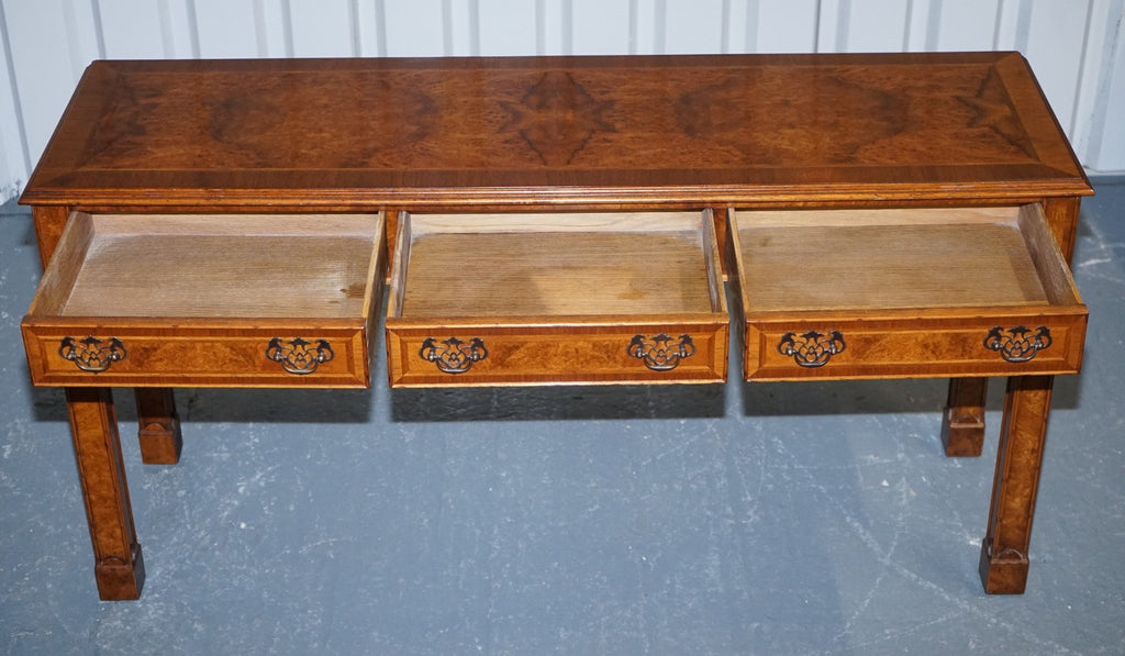 GEORGIAN STYLE BRIGHTS OF NETTLEBED LONDON BURR WALNUT CONSOLE TABLE