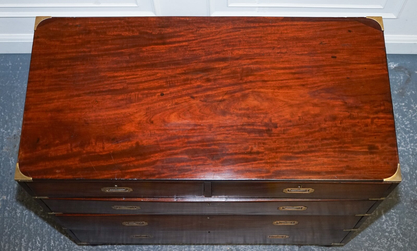 ANTIQUE VICTORIAN MILITARY CAMPAiGN CHEST OF GRADUATED DRAWERS