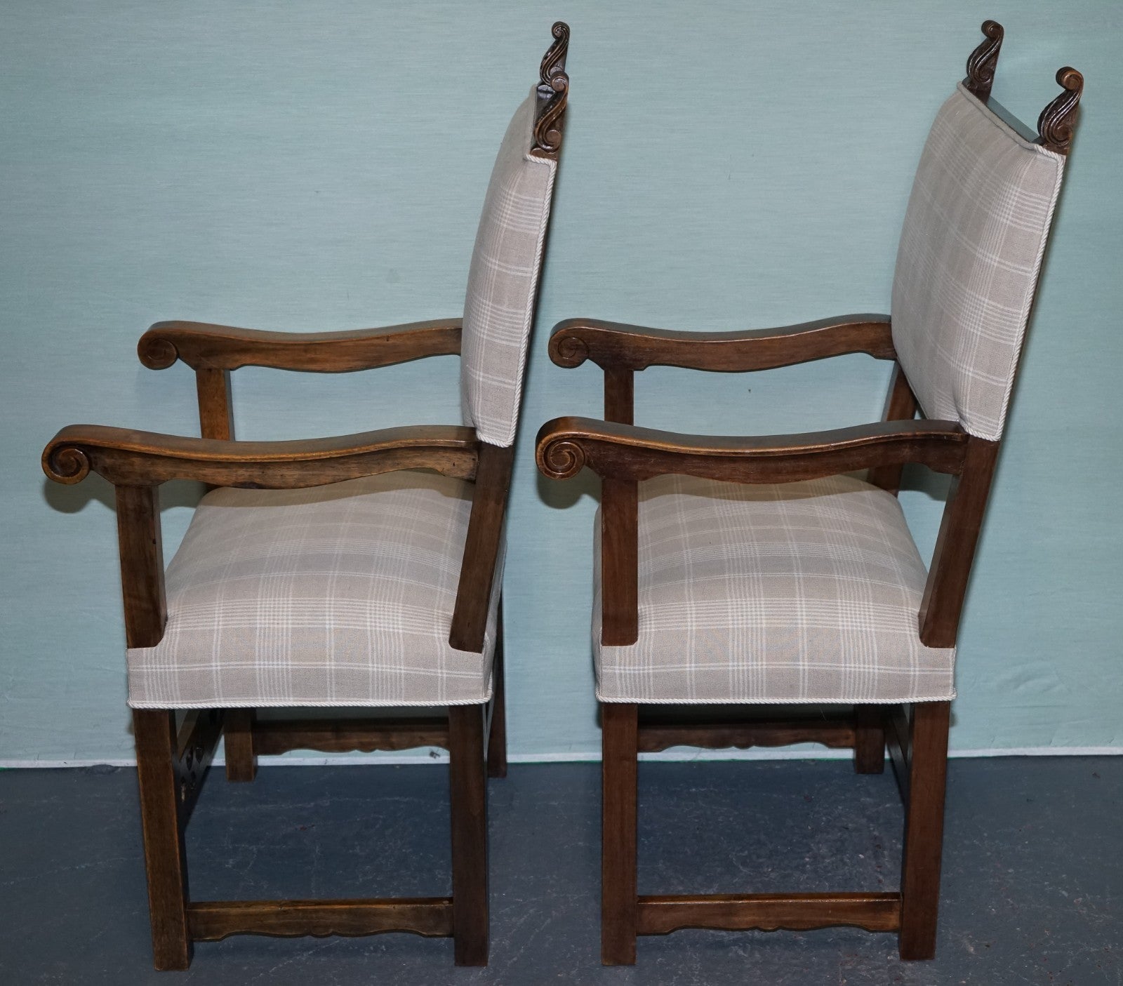 LOVELY PAIR OF VICTORIAN NEWLY UPHOLSTERED CARVER ARMCHAIRS CARVED WOOD DETAIL