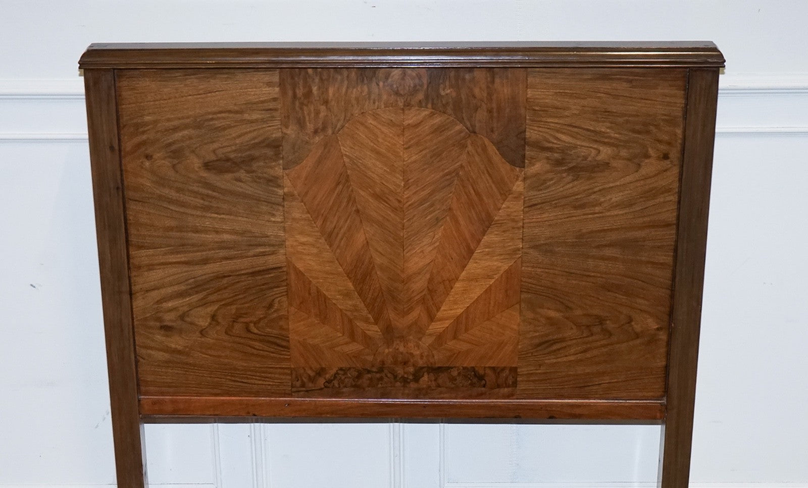 ART DECO BURR WALNUT DECORATIVE INLAID PANELS SINGLE BED (2/2)