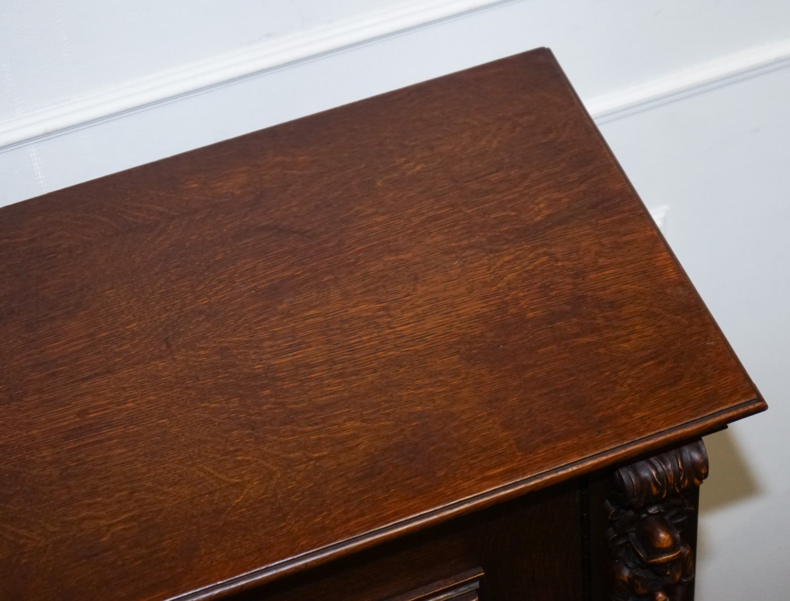 19TH CENTURY RENAISSANCE STYLE FRENCH CARVED WALNUT CABINET WITH SHELVES
