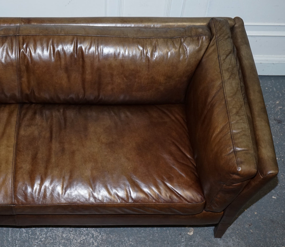 HALO GROUCHO BEAUTIFUL BROWN LEATHER THREE SEATER COMPACT SOFA