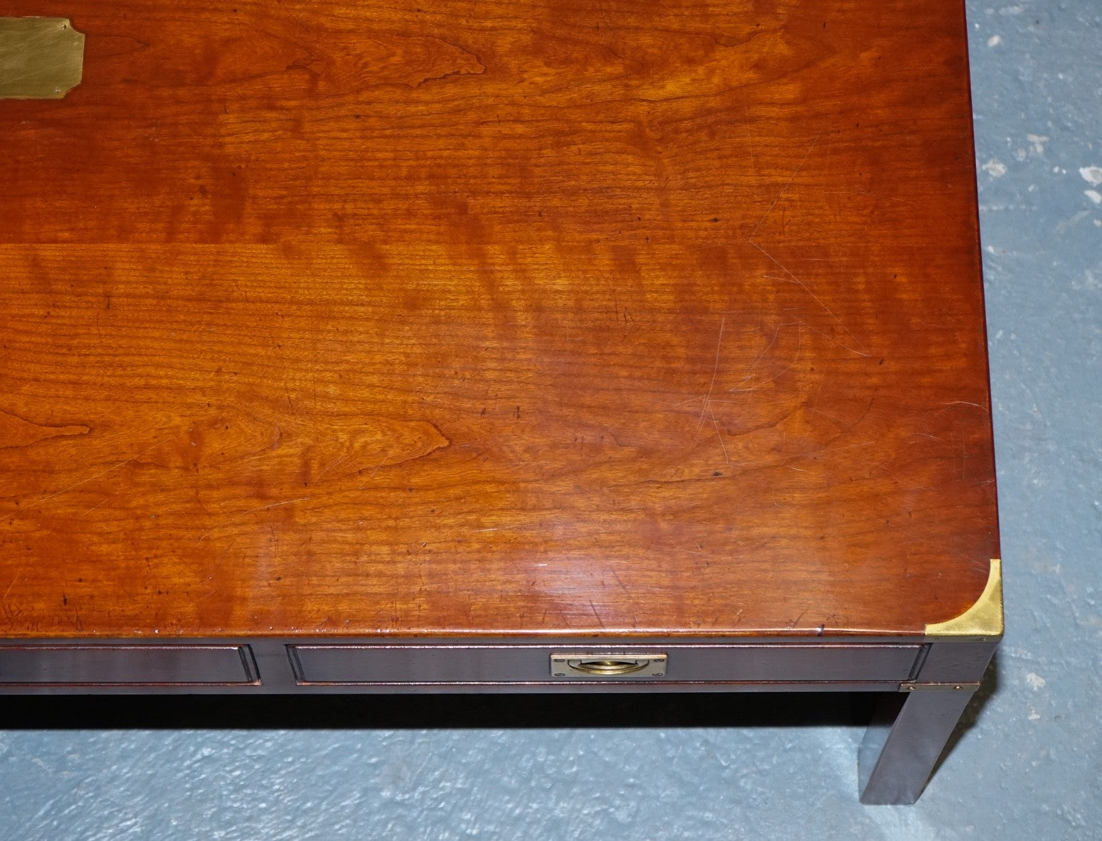 LARGE MILITARY CAMPAIGN REH KENNEDY HARRODS COFFEE TABLE WITH THREE DEEP DRAWERS