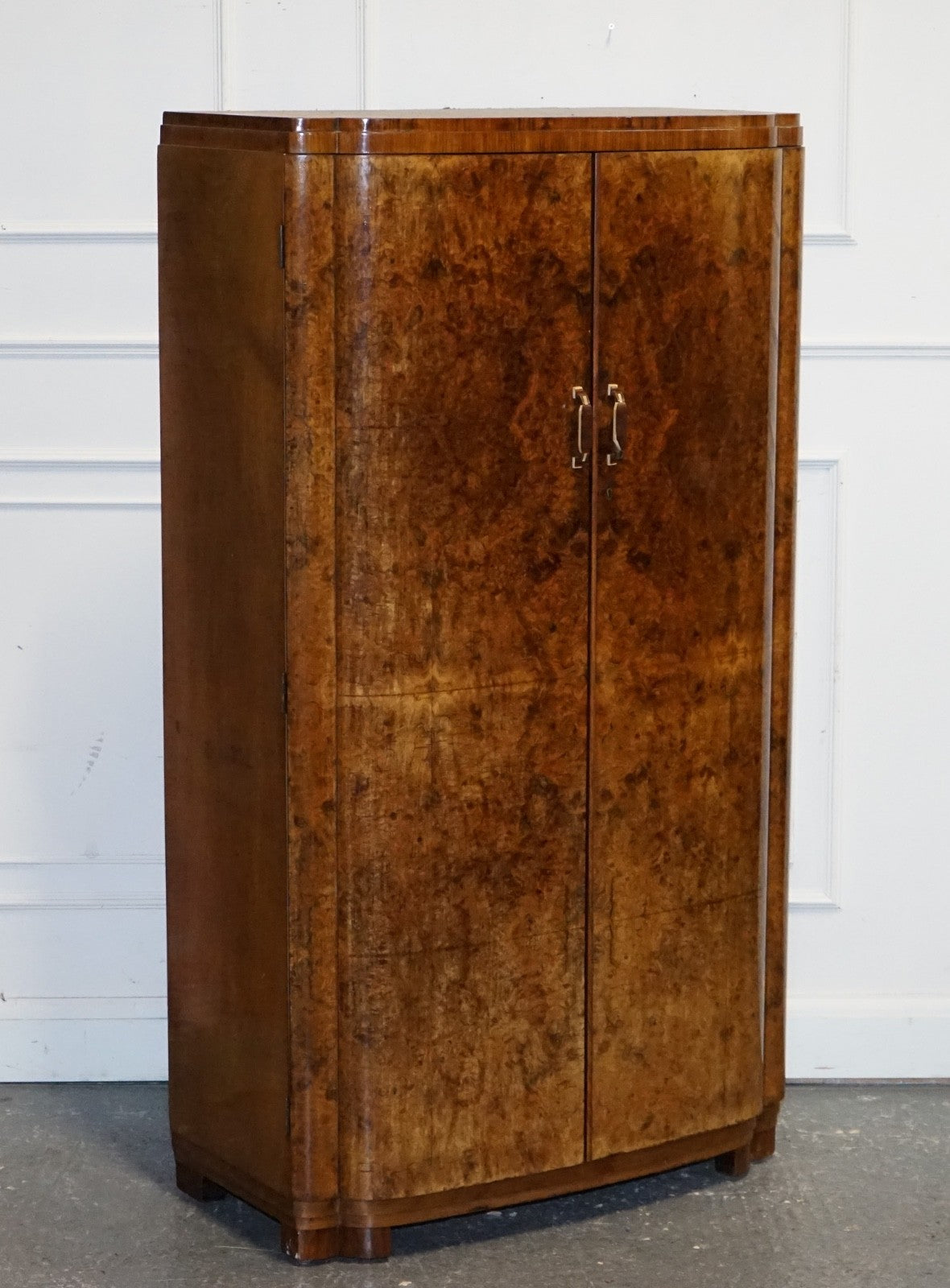 ANTIQUE CIRCA 1930'S ENGLISH BURR WALNUT ART DECO TWO DOOR WARDROBE WITH SHELVES