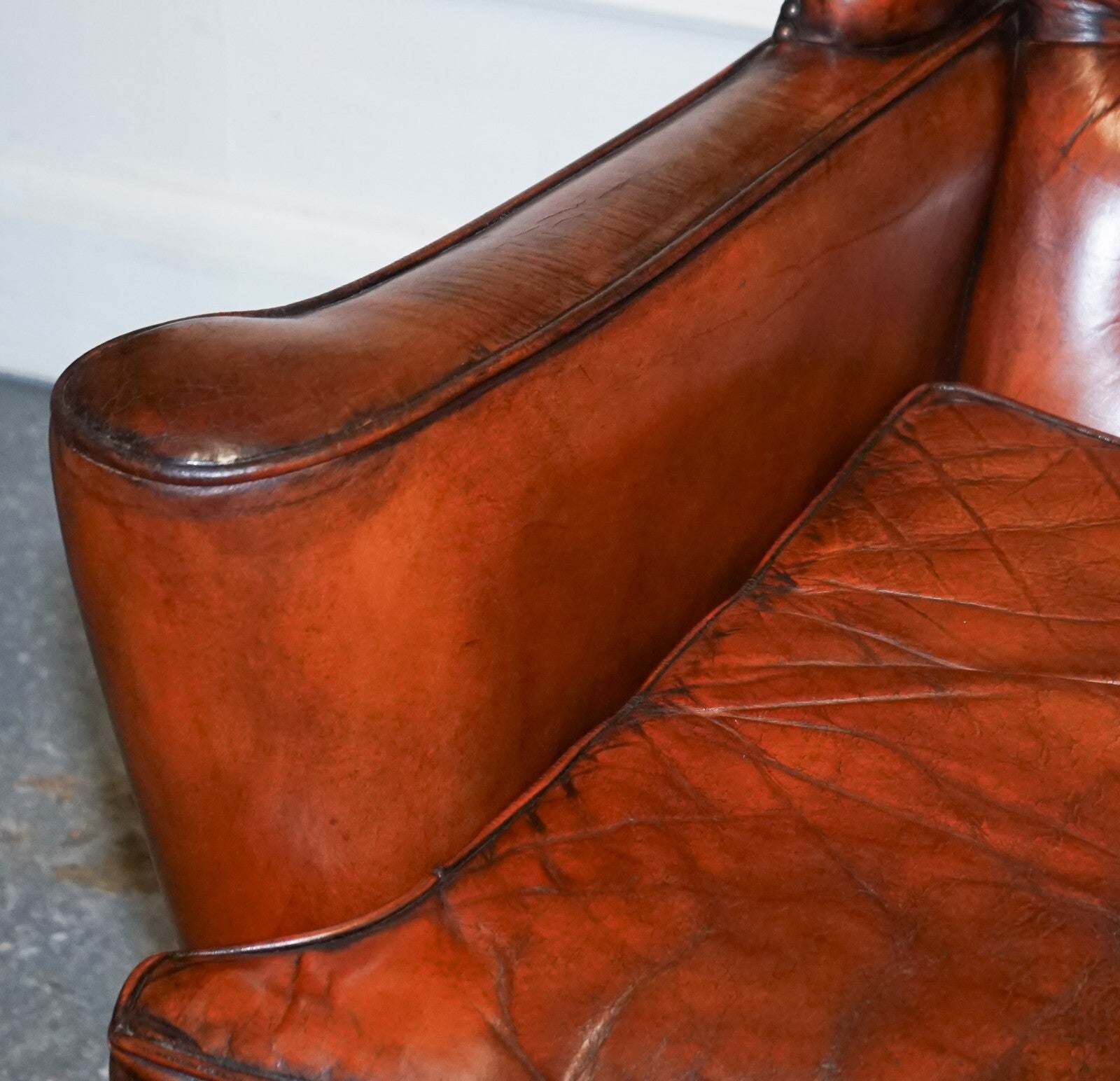 PAIR OF WILLIAM MORRIS FLAT ARM CHESTERFIELD WINGBACK BORDEAUX ARMCHAIRS