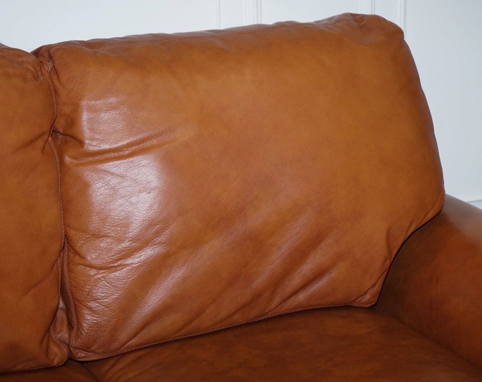 VINTAGE TETRAD CORDOBA TWO SEATER TAN LEATHER SOFA RETAILED BY JOHN LEWIS