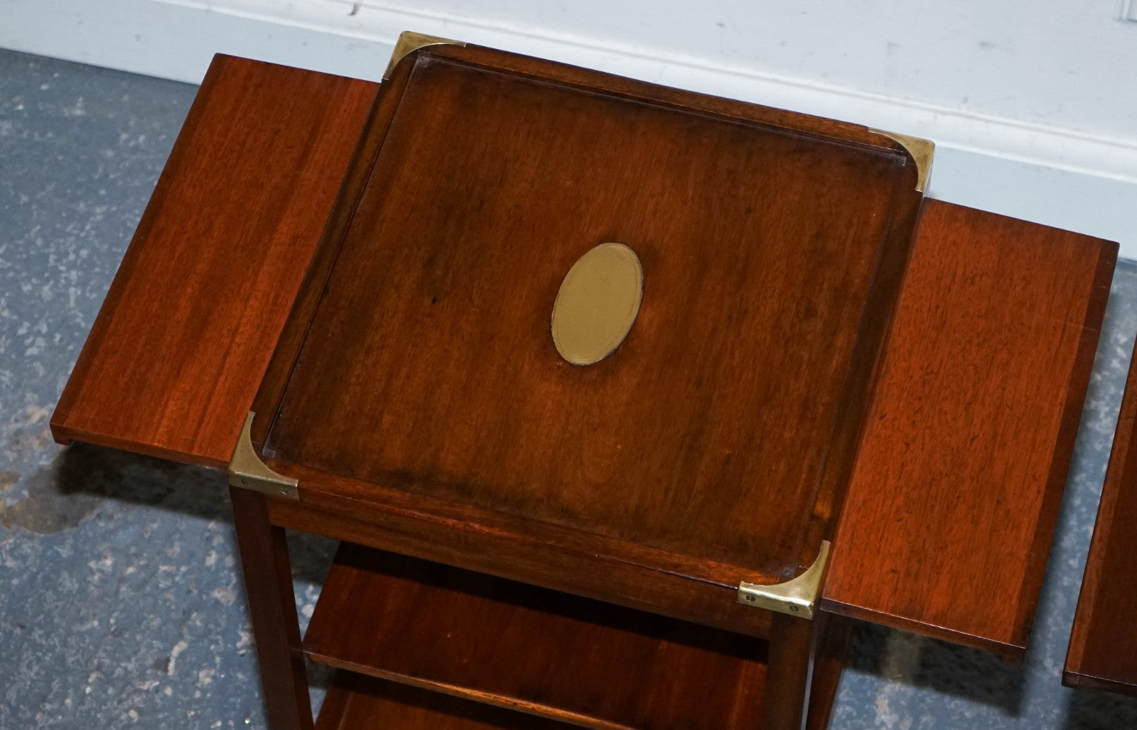 VINTAGE PAIR OF KENNEDY LONDON MILITARY CAMPAIGN BRASS SIDE END WINE TABLES