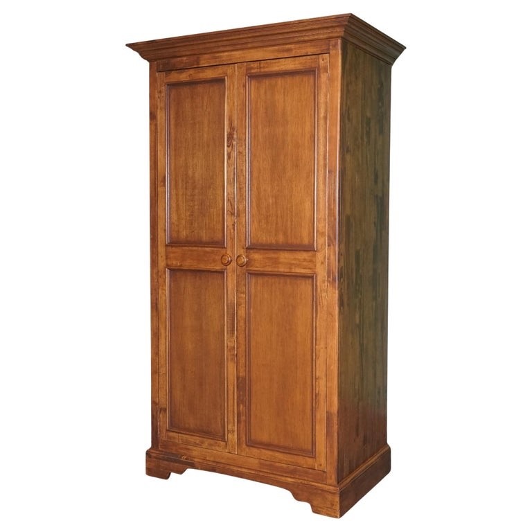 VINTAGE BROWN OAK WILLIS & GAMBIER DOUBLE WARDROBE