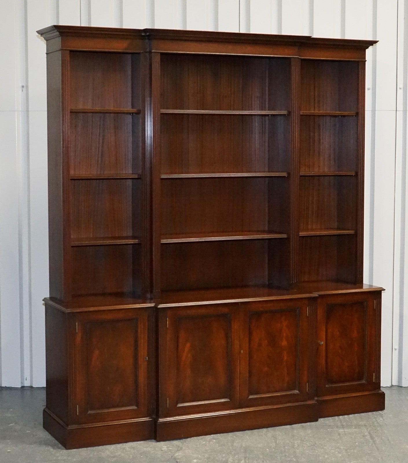 REGENCY STYLE BREAKFRONT OPEN BOOKCASE DISPLAY CABINET SHELVES & CUPBOARDS