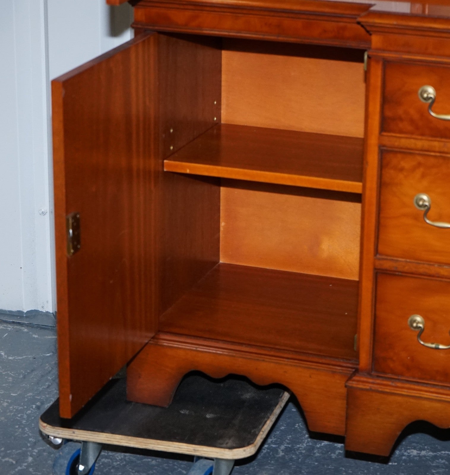 VINTAGE YEW WOOD DISPLAY CABINET MADE BY BRADLEY ENGLAND