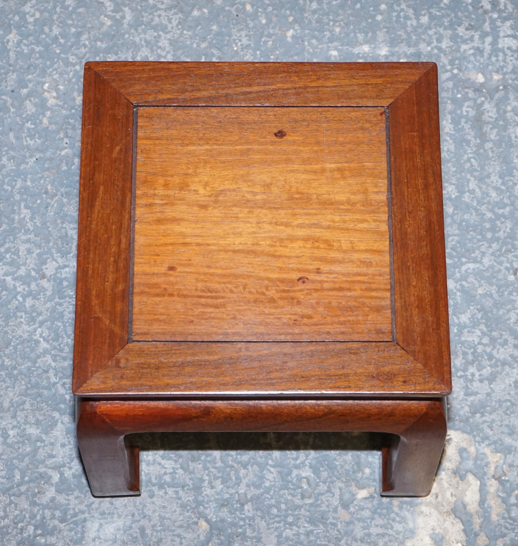 VINTAGE ORIENTAL CHINESE TEAK SIDE TABLE PLANT STAND MADE IN HONG KONG