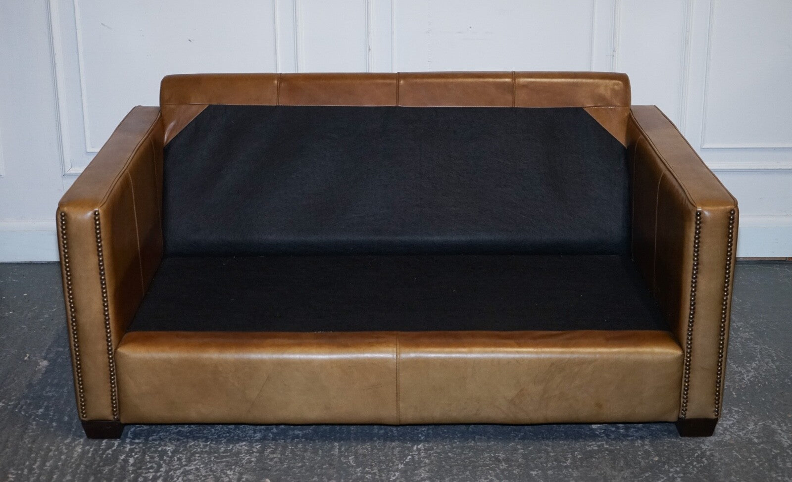 TIMOTHY OULTON HALO TWO SEATER VISCOUNT TAN LEATHER SOFA (1/2)