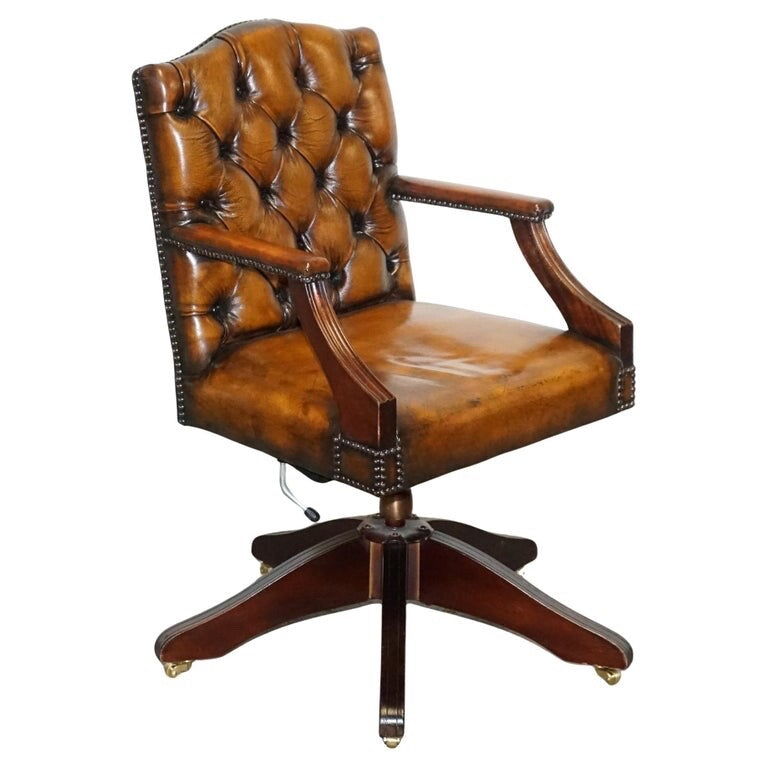 RARE CIGAR BROWN LEATHER CHESTERFIELD DIRECTIONS CONFERENCE LEATHER CHAIR