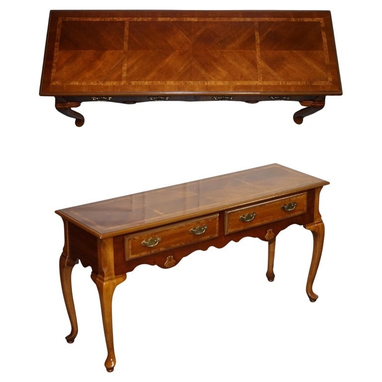 GEORGIAN STYLE WALNUT SIDE CONSOLE TABLE ON CABRIOLE LEGS CIRCA 1980'S
