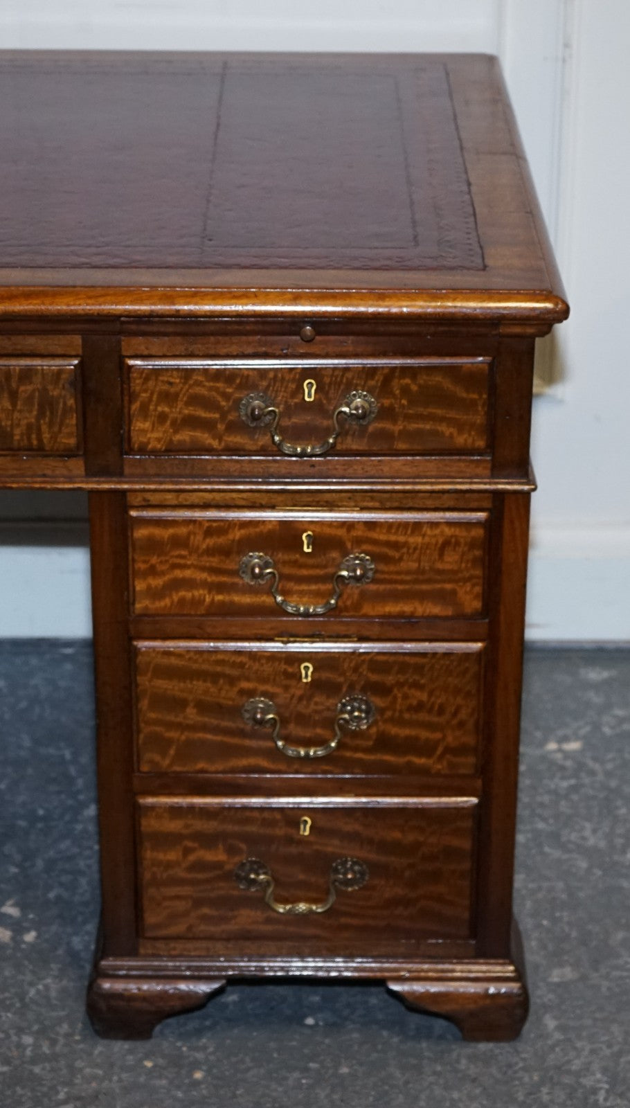 ANTIQUE RESTORED HOBBS & CO LONDON TWIN PEDESTAL DESK HAND DYED RED LEATHER TOP