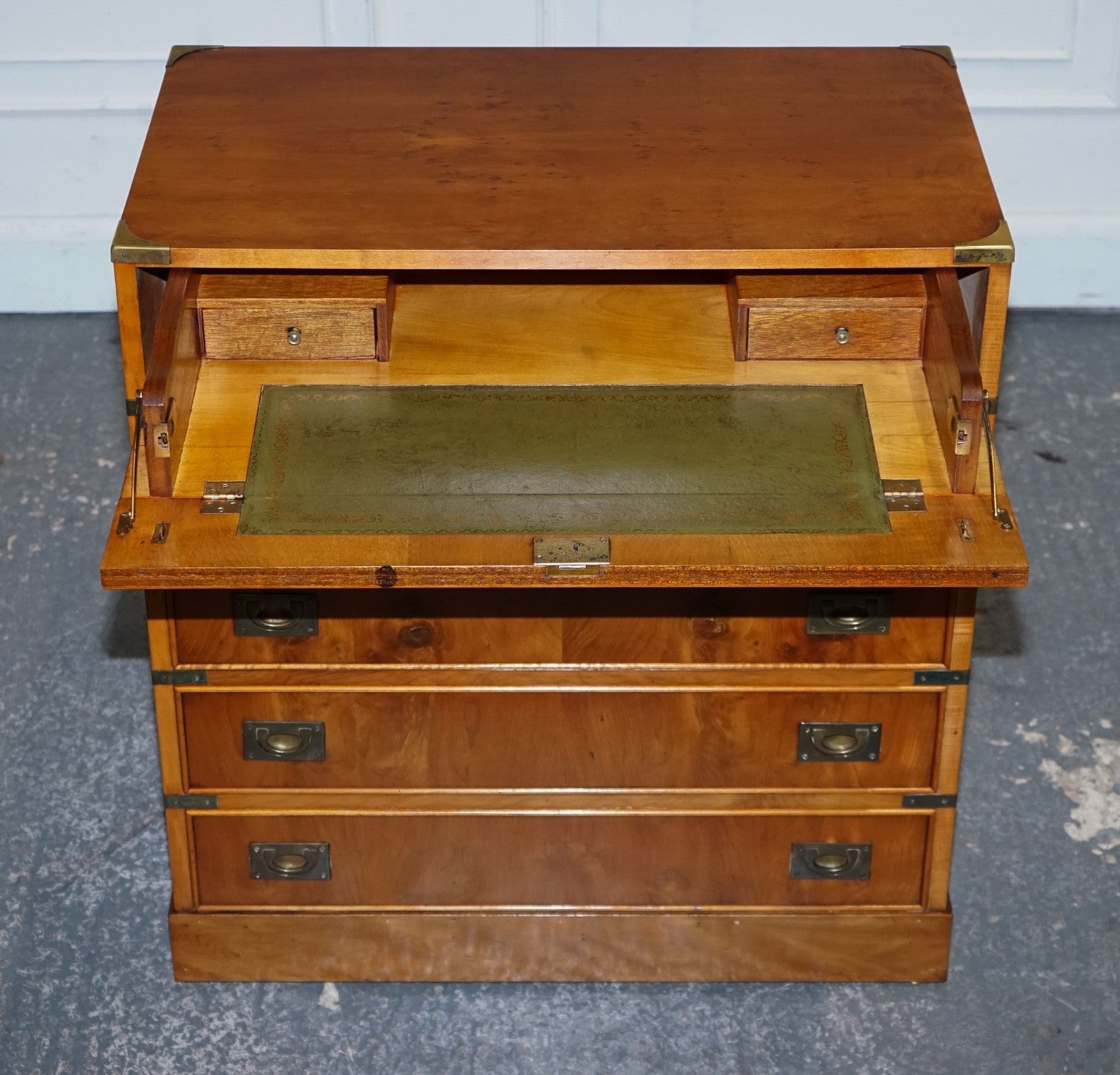 VINTAGE MILITARY CAMPAIGN YEW WOOD SECRETARY CHEST OF DRAWERS WiTH BRASS HANDLES