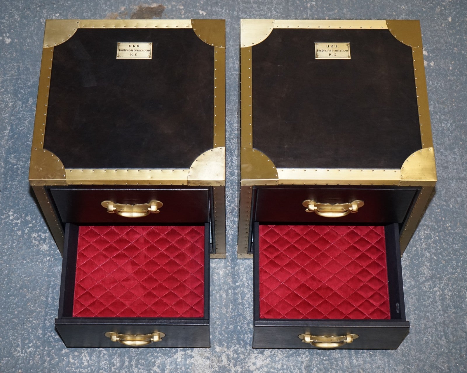 TIMOTHY OULTON CUMBERLAND COLLECTION PAIR BEDSIDE NIGHTSTANDS RED VELVET LINING