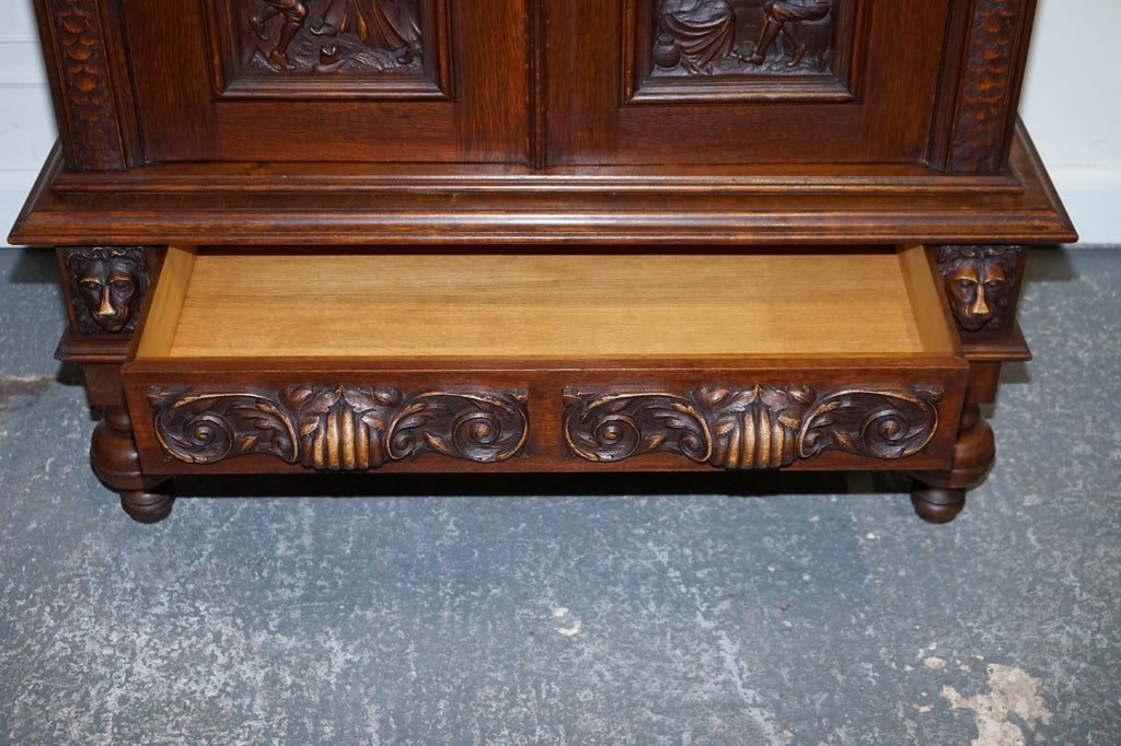 19TH CENTURY RENAISSANCE STYLE FRENCH CARVED WALNUT CABINET WITH SHELVES