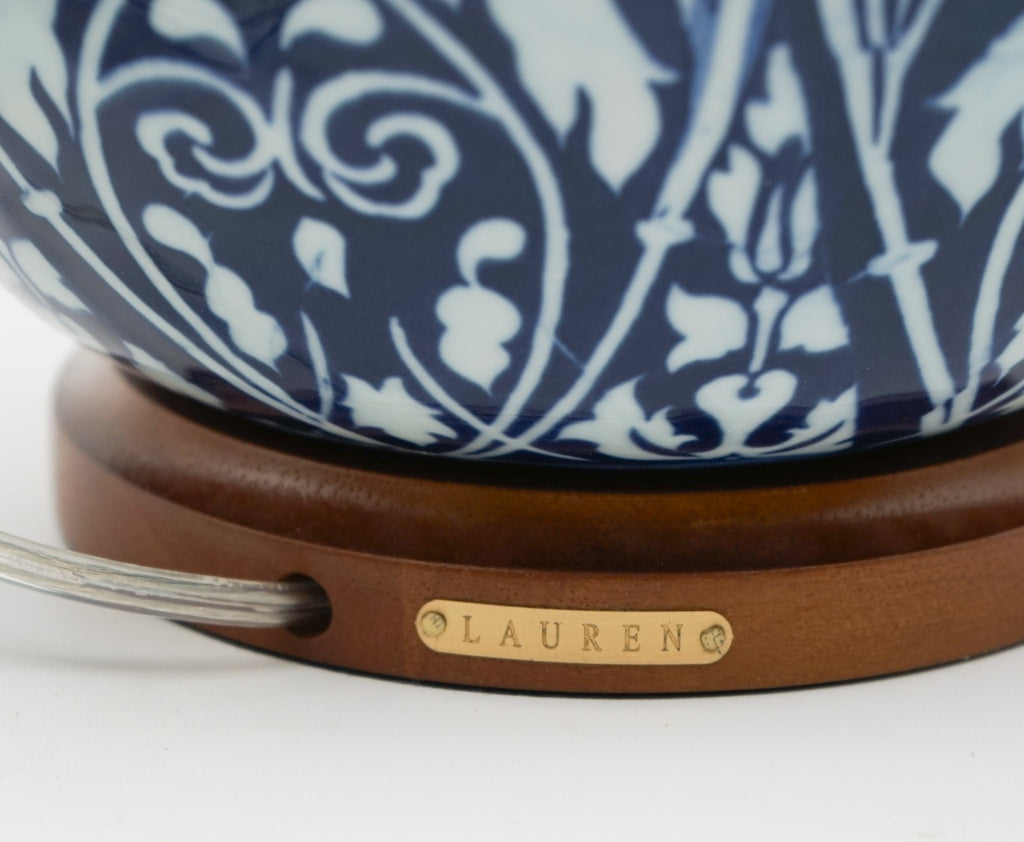 PAIR OF RALPH LAUREN EX DISPLAY CERAMIC TABLE LAMPS INCLUDING SHADES (1/2)