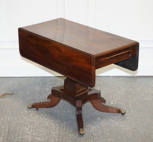 1820s RESTORED ENGLISH ANTIQUE PEDESTAL PEMBROKE DROP LEAF TABLE WITH DRAWER