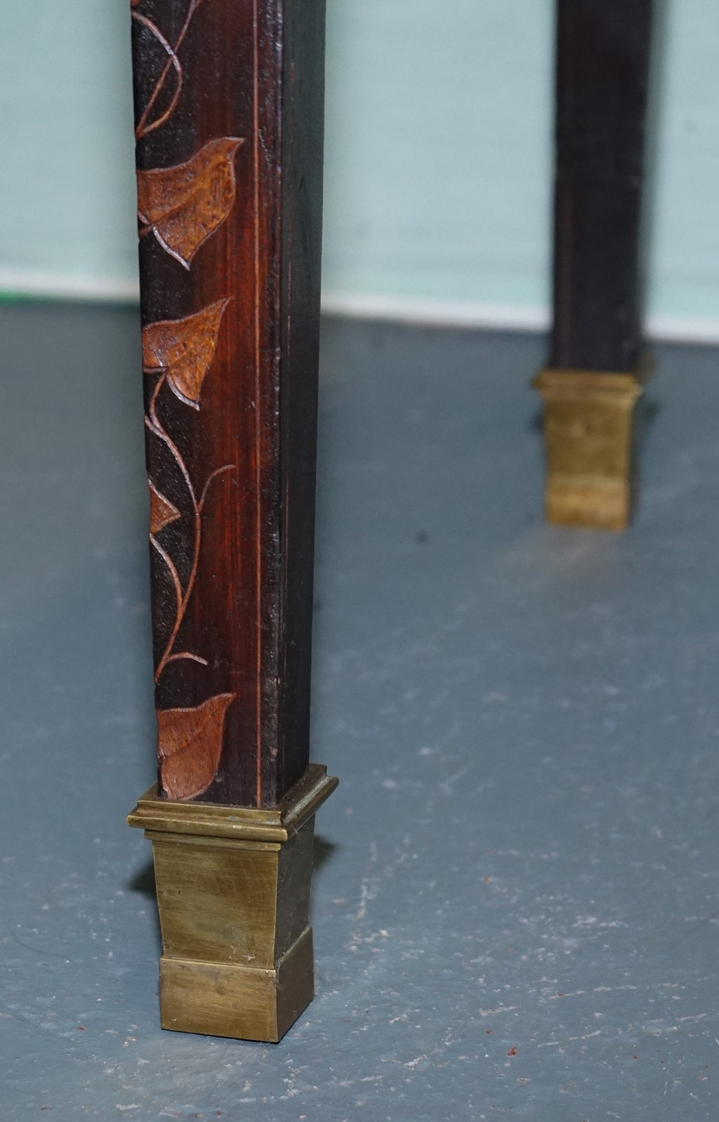 KING ALBERT I OF BELGIUM OCCASIONAL SIDE END COFFEE TABLE CARVED OAK CiRCA 1900