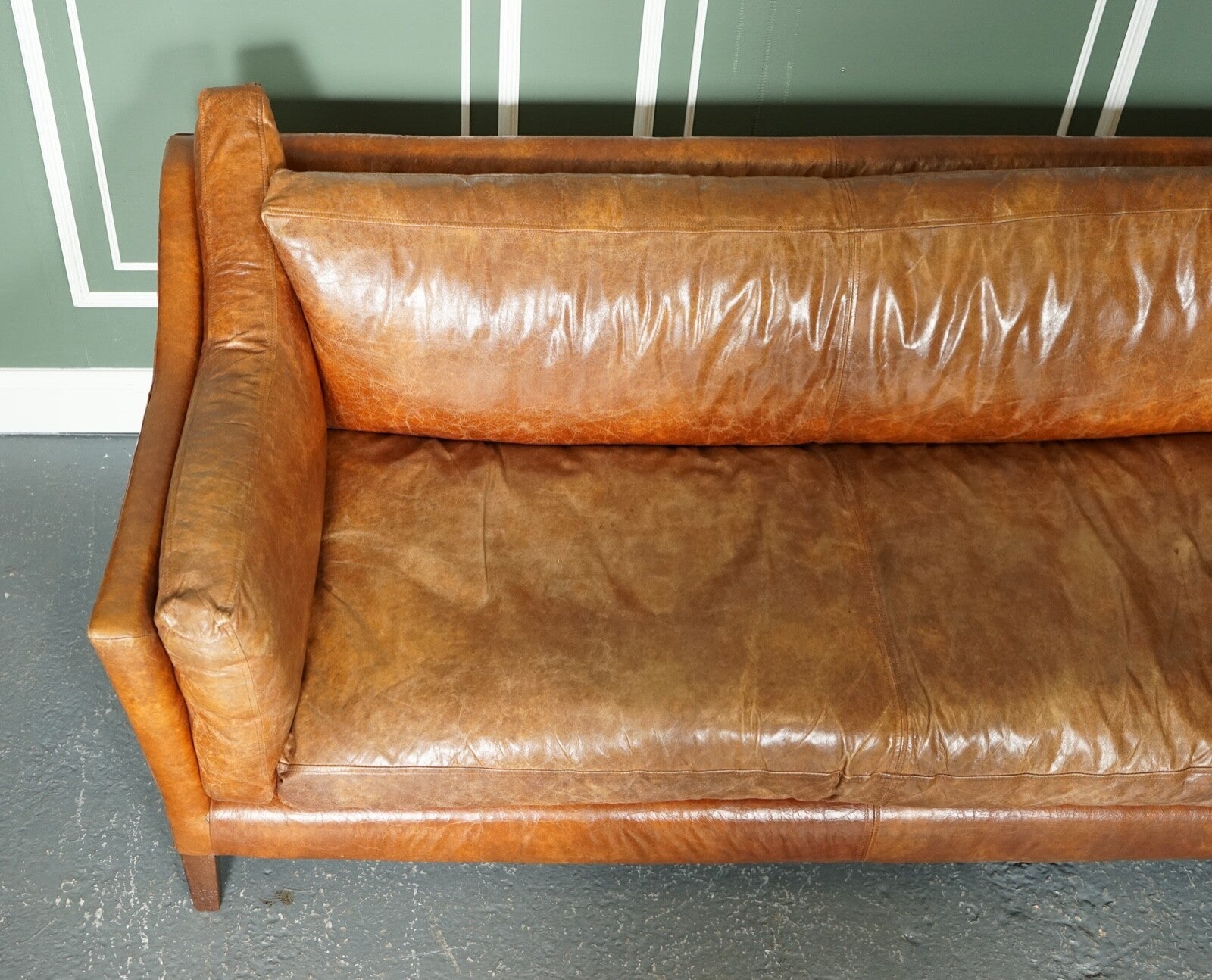 STUNNING LARGE VINTAGE TAN LEATHER CONTEMPORARY DESIGNER SOFA