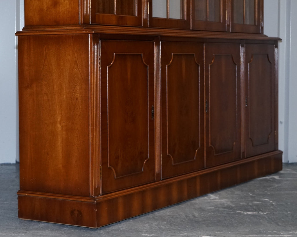 ANTIQUE GEORGIAN STYLE YEW WOOD FOUR DOOR DISPLAY CABINET BOOKCASE