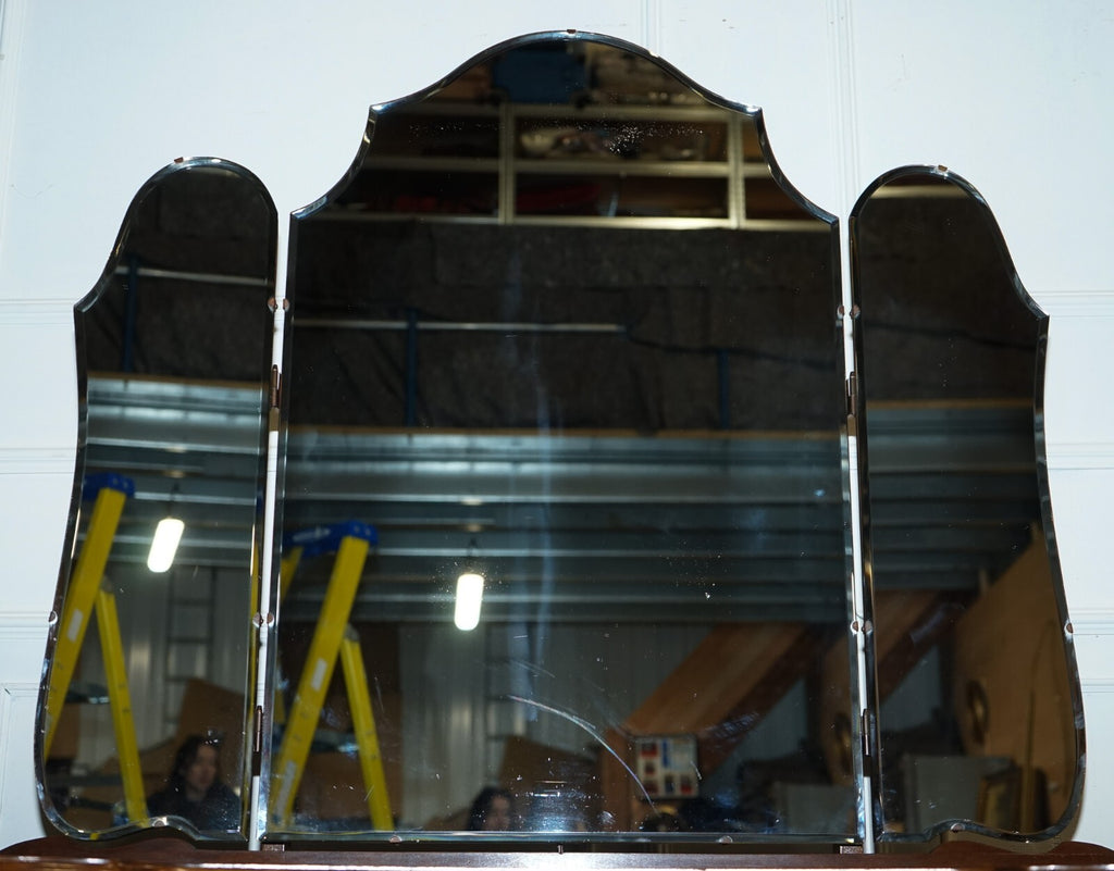 ANTIQUE 1920'S BURR WALNUT ART DECO DRESSING TABLE WITH PLENTY OF DRAWERS