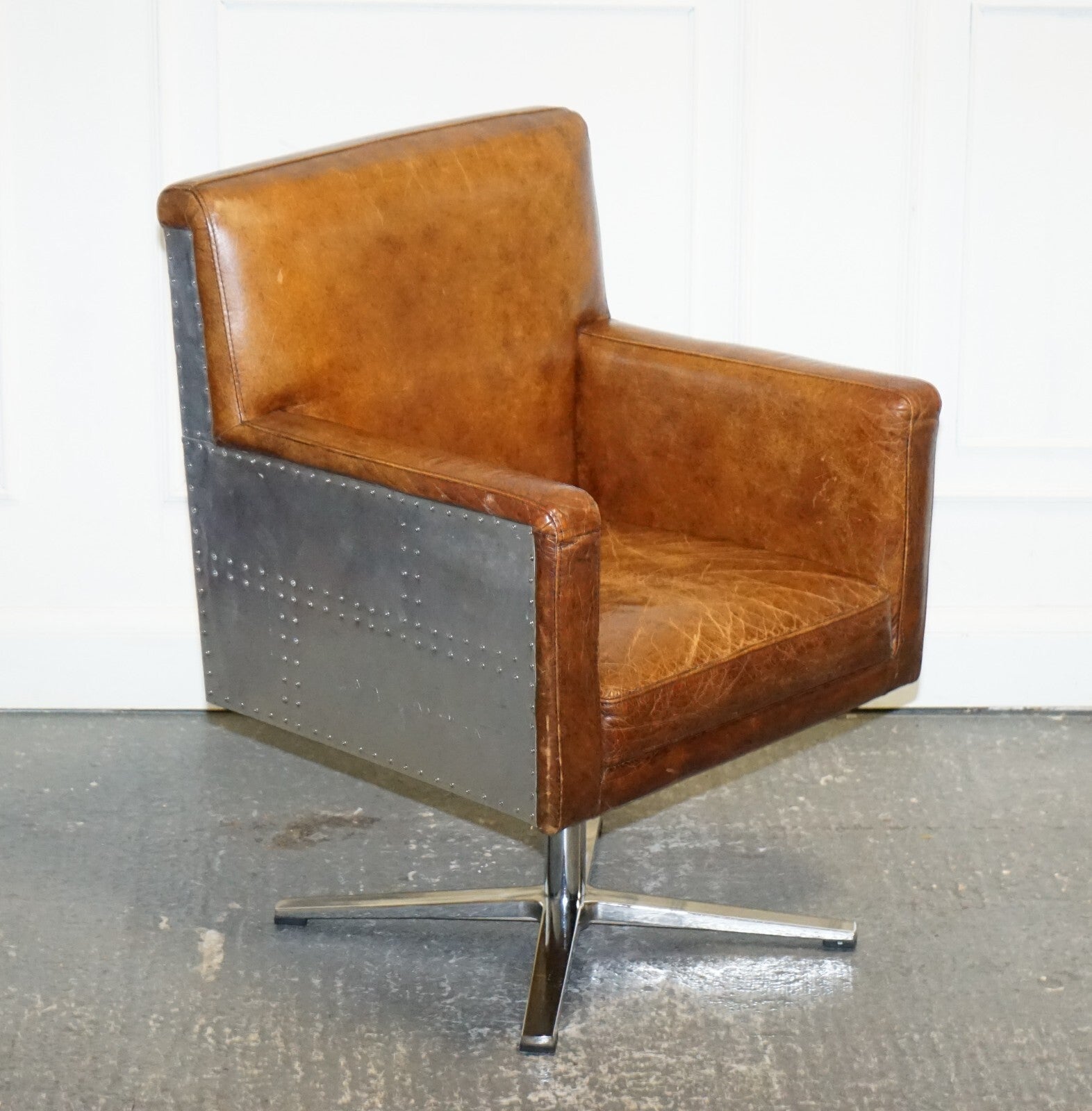 VINTAGE BROWN LEATHER AVIATOR METAL SWIVEL OFFICE CAPTAINS ARMCHAIR