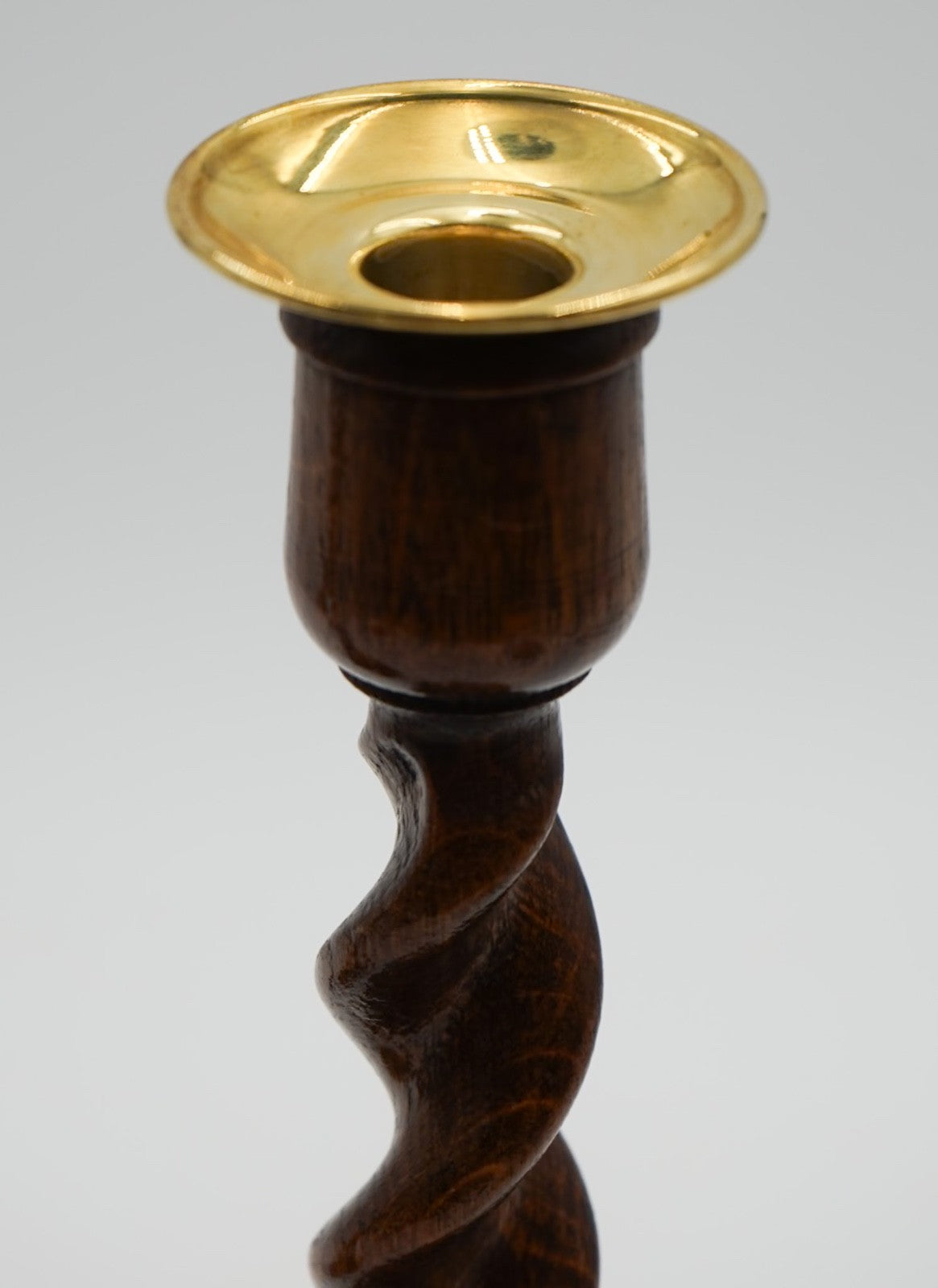 EARLY ViCTORIAN PAIR OF ENGLISH OAK BARLEY TWIST CANDLE STICKS (5)