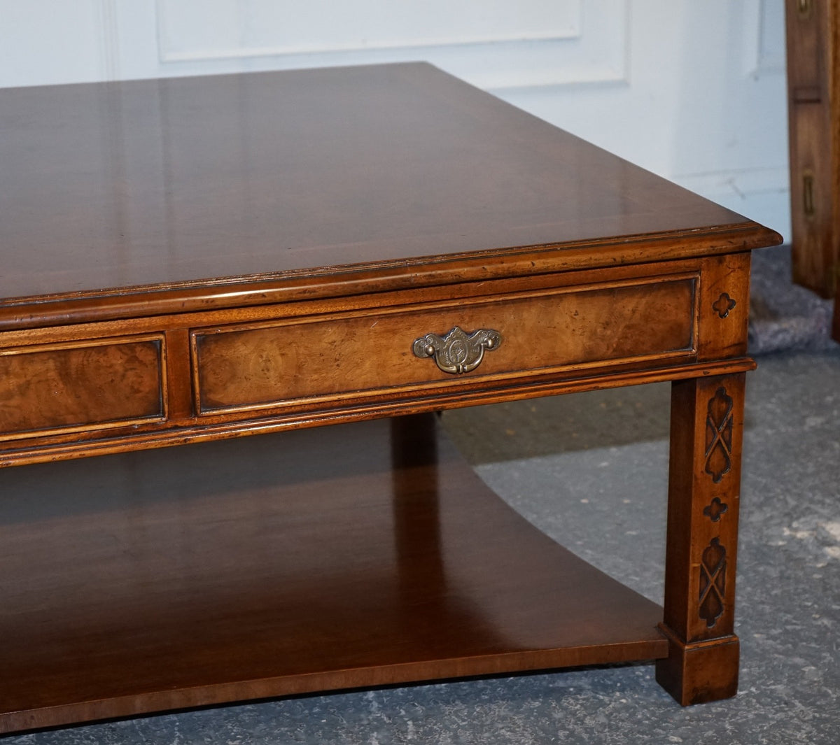 LARGE GEORGIAN STYLE BURR WALNUT COFFEE TABLE BY BRIGHTS OF NETTLEBED LONDON