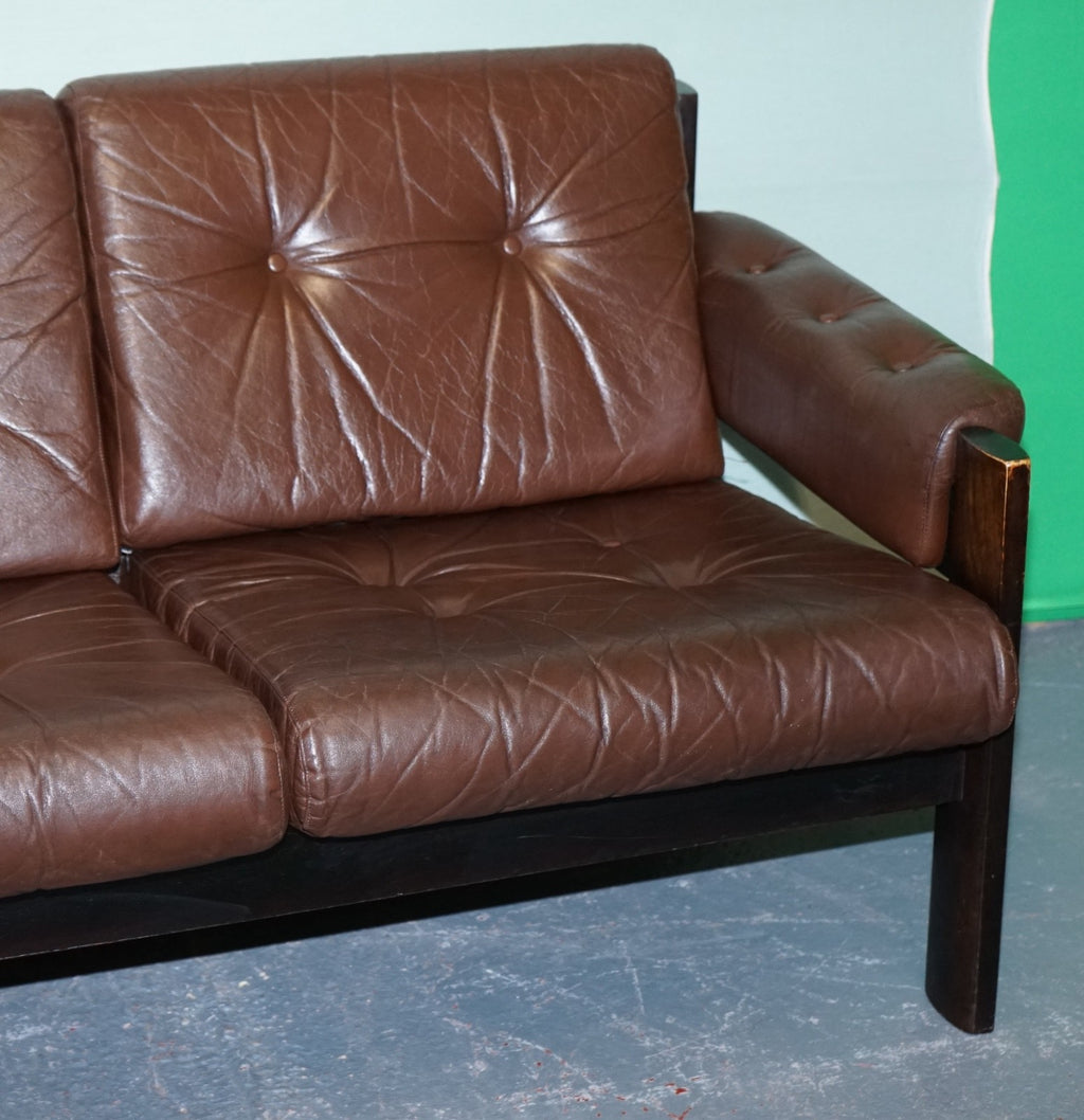 SCANDiNAVIAN ViNTAGE EKORNES STRESSLESS THREE SEATER SOFA
