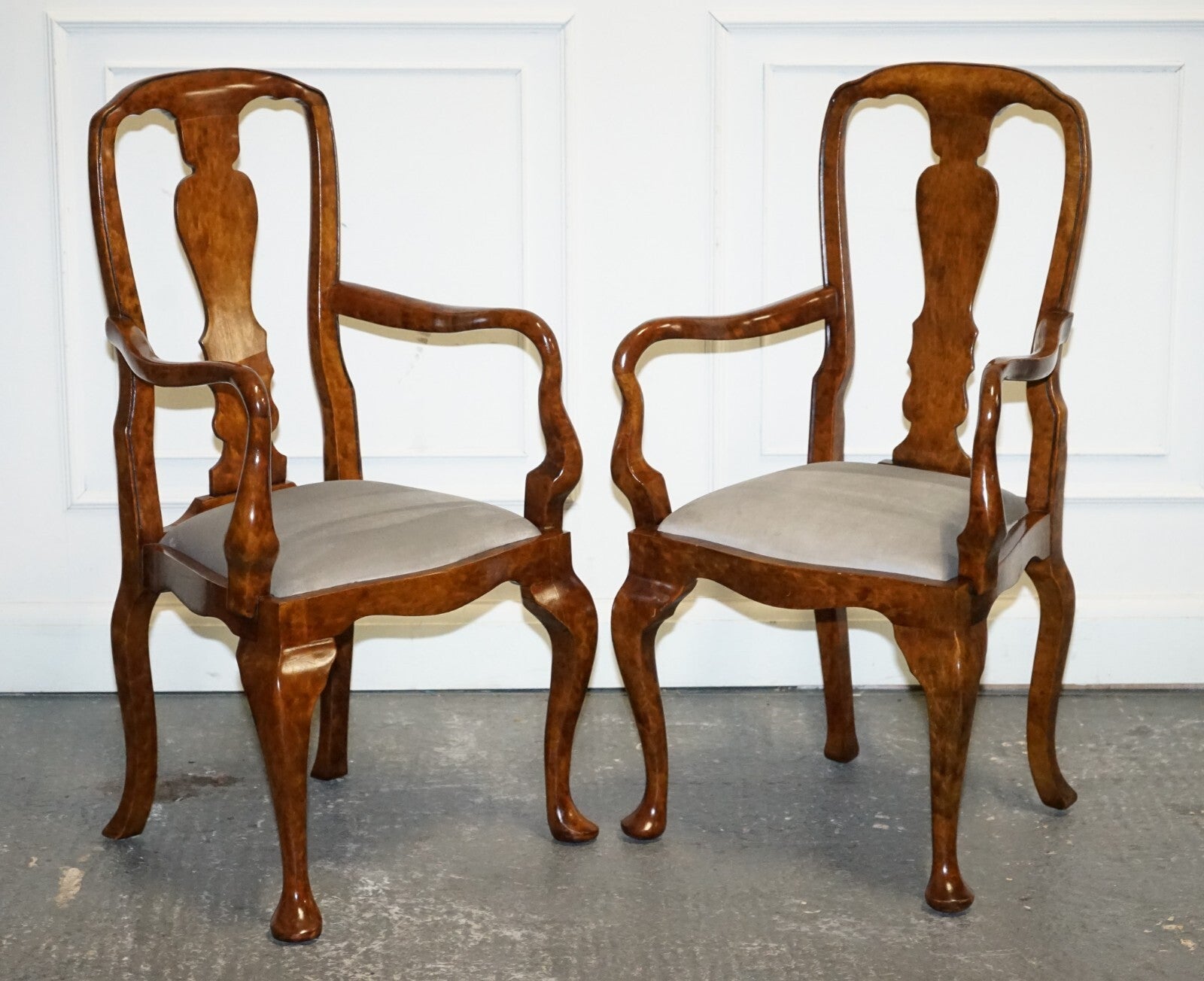 1920'S ART DECO PAIR OF QUEEN ANNE STYLE BURR WALNUT HALLWAY ELBOW ARMCHAIRS