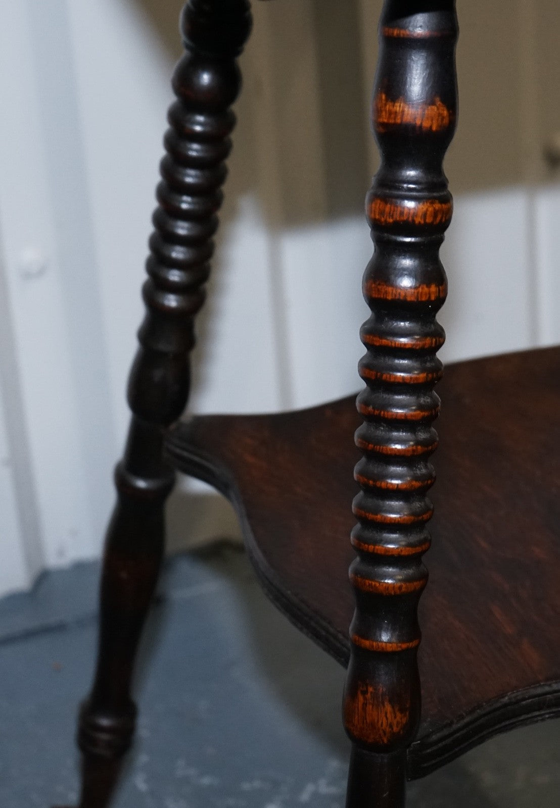 ANTIQUE VICTORIAN TIGER OAK SIDE TABLE TURNED BOBBIN LEGS WITH CAST IRON FEET