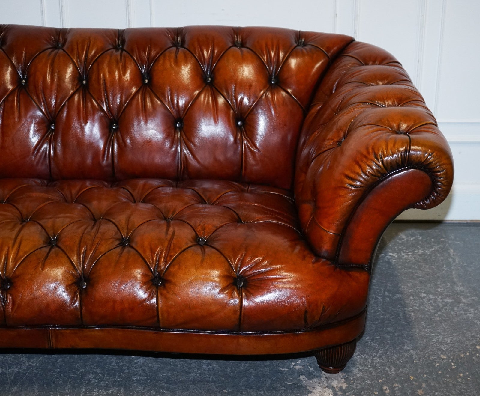 RESTORED HAND DYED LEATHER 2.5 SEATER CHESTERFIELD TETRAD OSCAR SOFA