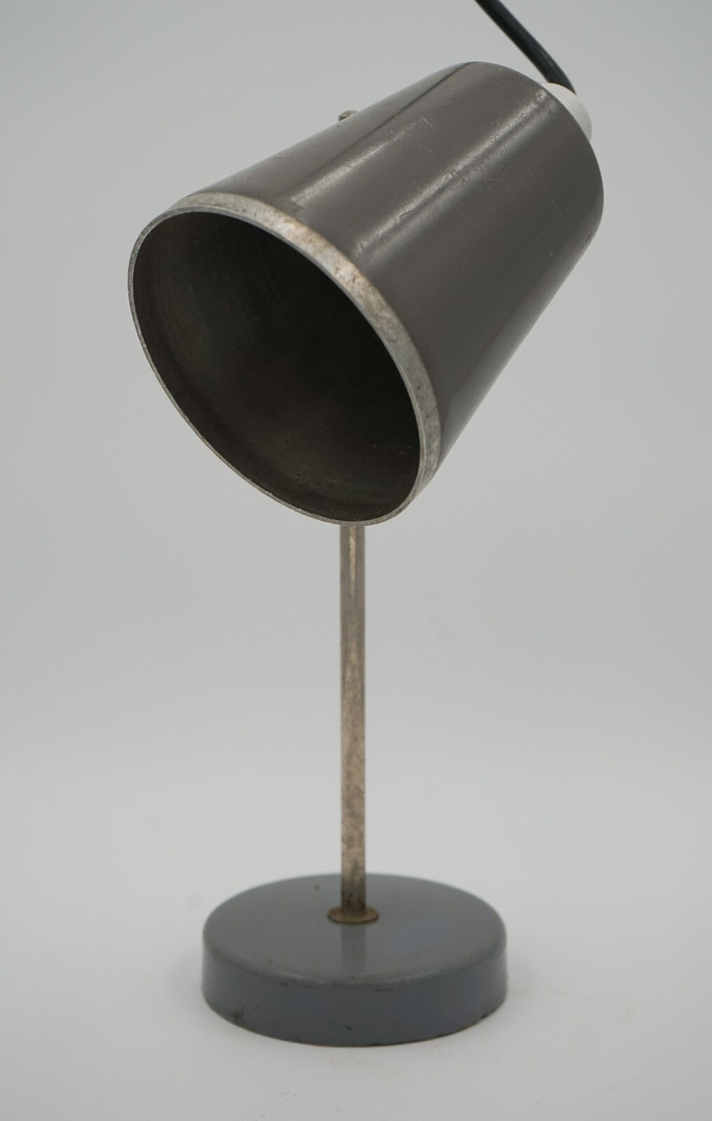 1940'S ENGLISH SALVAGED LABORATORY SCHOOL TABLE ADJUSTABLE LIGHT 002