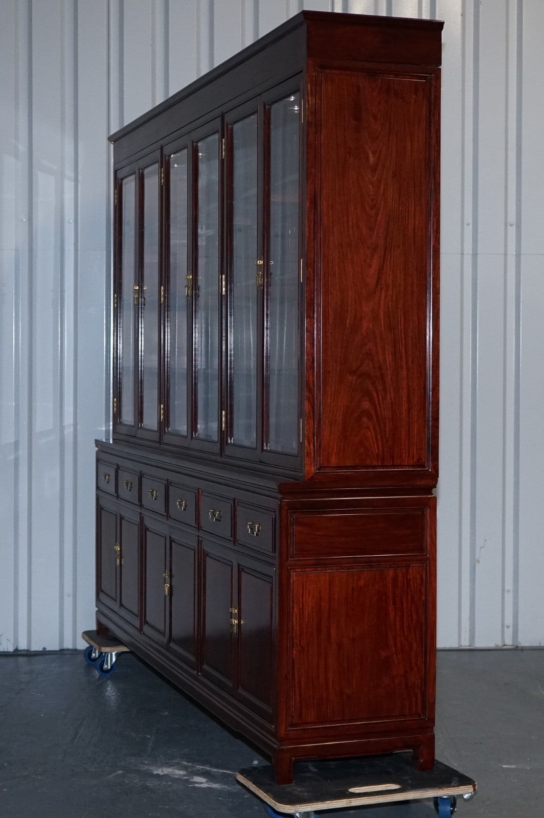 TREMENDOUS ORIENTAL CHINESE TEAK BOOKCASE DISPLAY CABINET WITH SIX DOORS