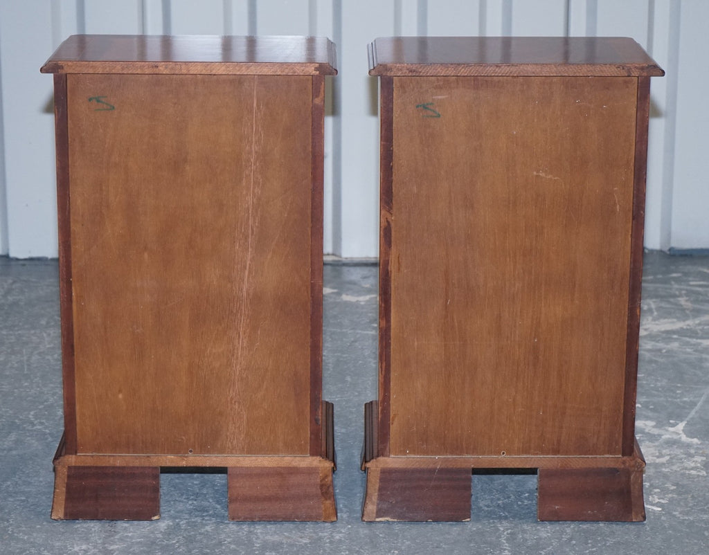VINTAGE PAIR OF GEORGIAN STYLE WALNUT BEDSIDES NIGHTSTANDS SIDE TABLES