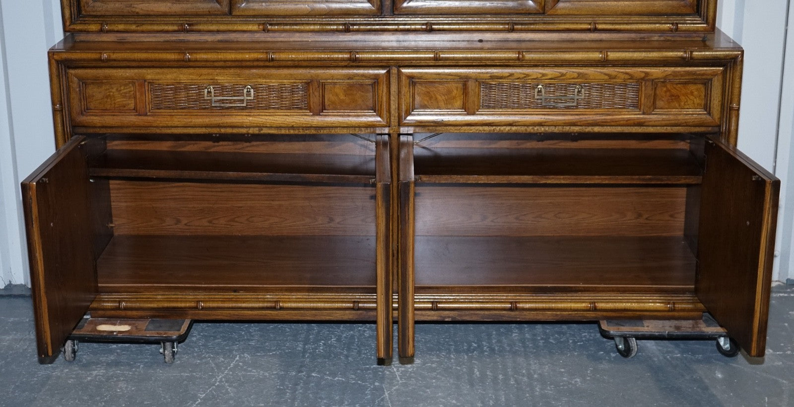 VINTAGE AMERICAN FAUX BAMBOO STYLE DISPLAY CABINET BOOKCASE BY BURLINGTON