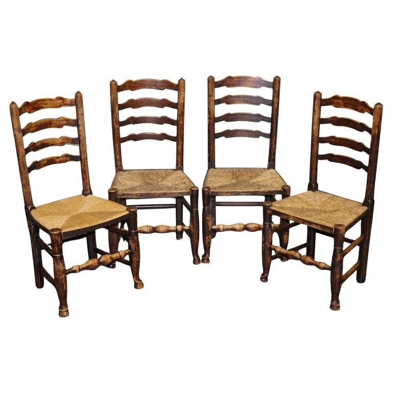 SET OF FOUR SOLID OAK COUNTRY HOUSE STRAW SEAT LADDER BACK DINING CHAIRS