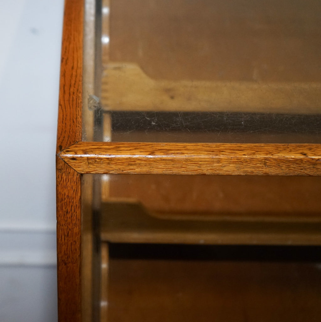 ANTIQUE 1920 ENGLISH VICTORIAN OAK HABERDASHERY SHOP COUNTER WITH ORIGINAL GLASS