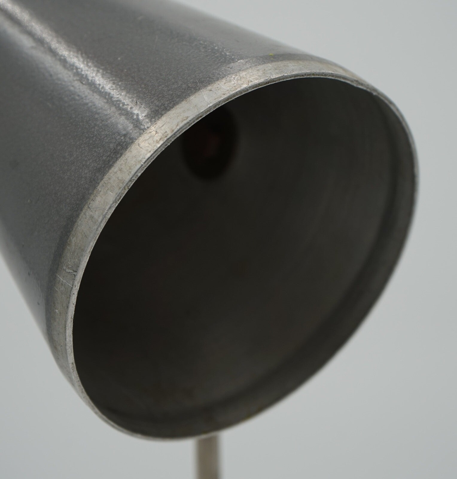 1940'S ENGLISH SALVAGED LABORATORY SCHOOL TABLE LAMP ADJUSTABLE LIGHT 001