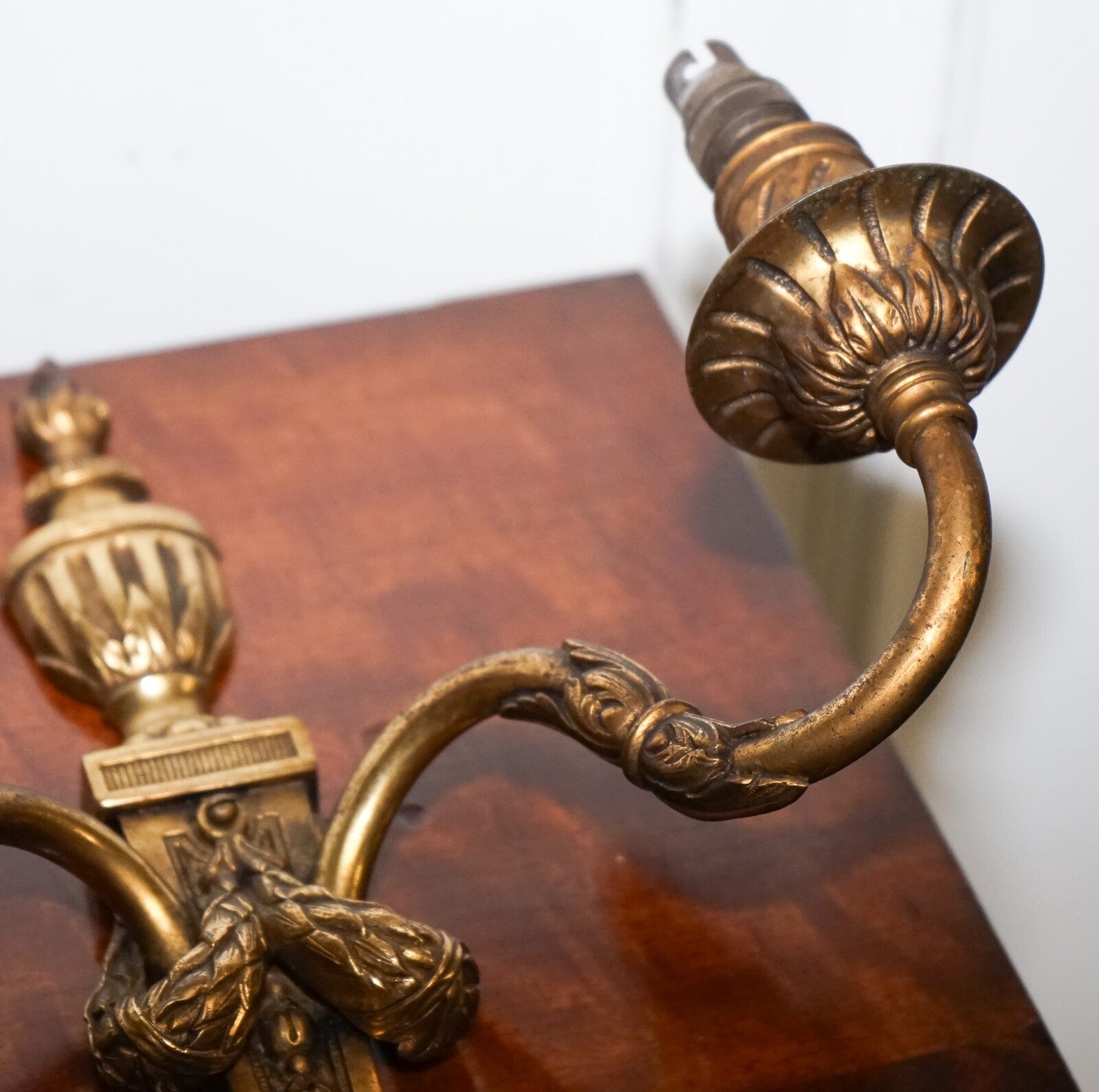 PAIR OF 19TH CENTURY FRENCH BRASS SCONCES TWO BRANCHES WALL LIGHTS