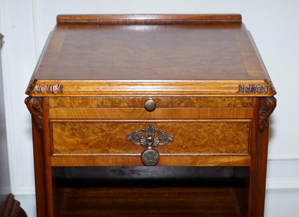 ANTIQUE RESTORED PAIR OF 1920S ART DECO QUEEN ANNE BEDSIDE TABLES NIGHTSTANDS