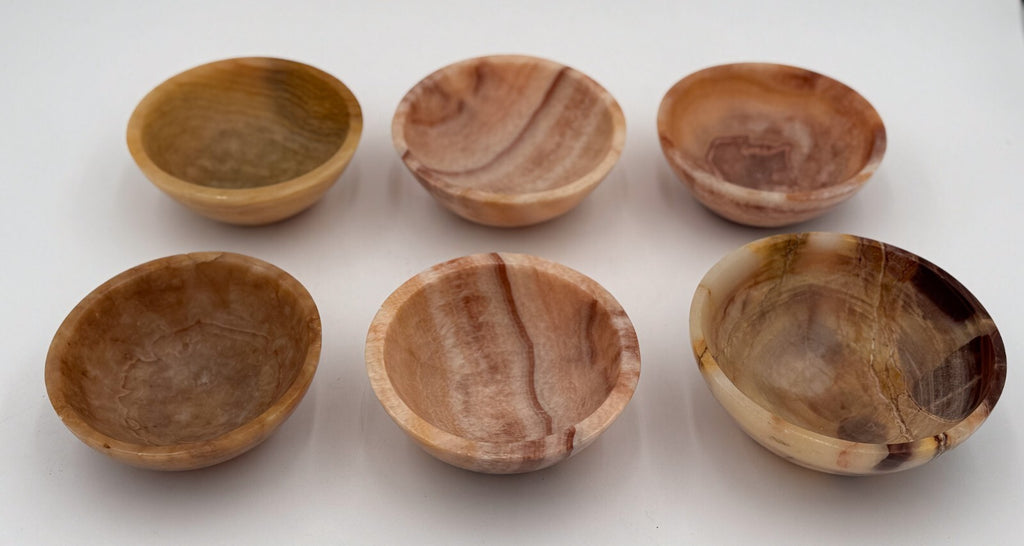 SET OF SIX VINTAGE ONYX PLATE AND BOWL HANDMADE IN EGYPT