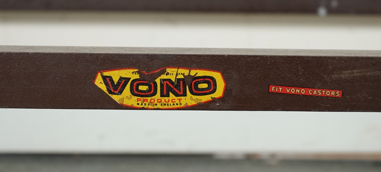 CIRCA 1930 ART DECO BURR WALNUT ENGLISH MADE VONO BEDSTEAD FRAME QUEEN ANNE LEGS