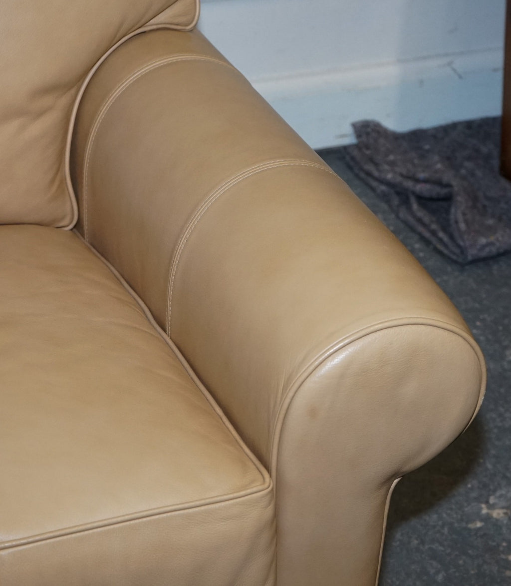 FINE LATTE BROWN LEATHER PAIR OF ARMCHAIRS MADE BY MULTIYORK ENGLAND
