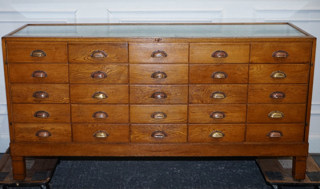 ANTIQUE 1920 ENGLISH VICTORIAN OAK HABERDASHERY SHOP COUNTER WITH ORIGINAL GLASS