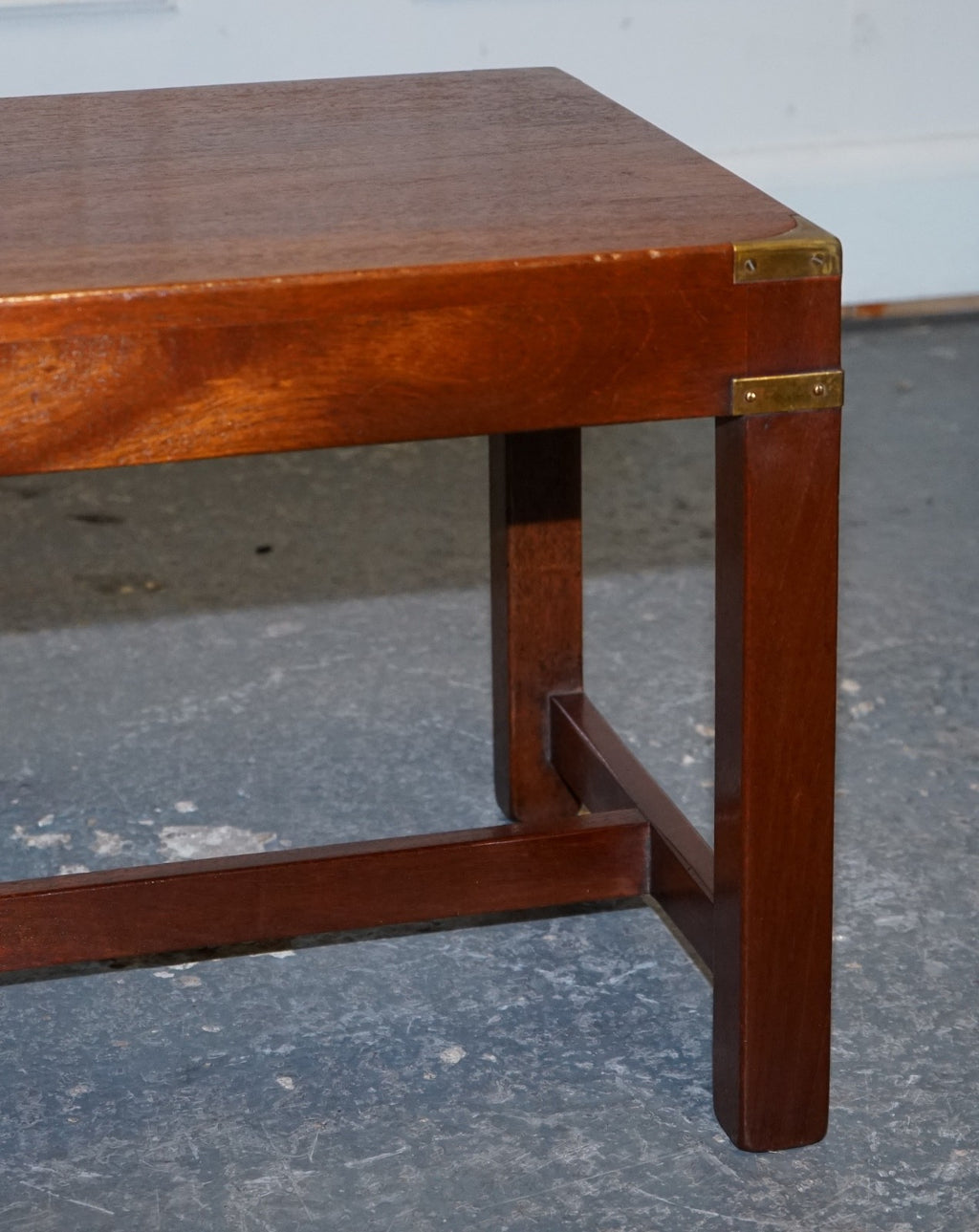 RESTORED VINTAGE HARRODS LONDON REH KENNEDY MILiTARY CAMPAIGN COFFEE TABLE